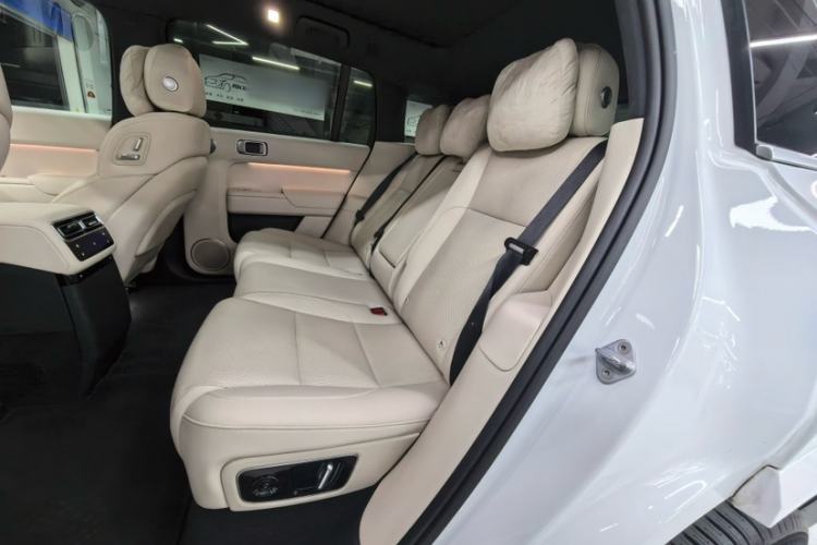 Used Li Auto L7 2025 Ultra Smart Refreshed Edition Interior 8
