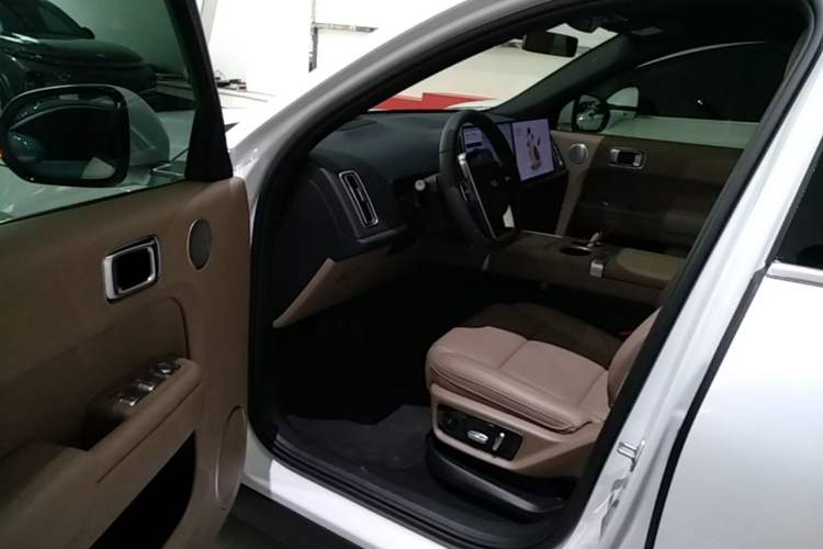 Used Li Auto L7 2025 Max Smart Refresh Edition Left Front Seat