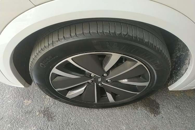 Used Li Auto L7 2025 Max Smart Refresh Edition Left Front Wheel Hub