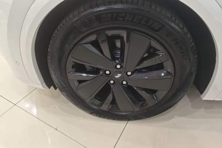 Used Li Auto L7 2025 Max Smart Refresh Edition Left Front Wheel Hub