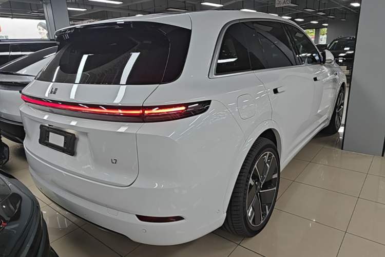 Used Li Auto L7 2025 Max Smart Refresh Edition Rear Right 45 Deg
