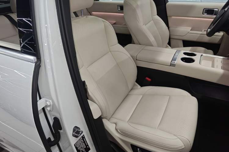 Used Li Auto L7 2025 Ultra Smart Refreshed Edition Right Front Seat