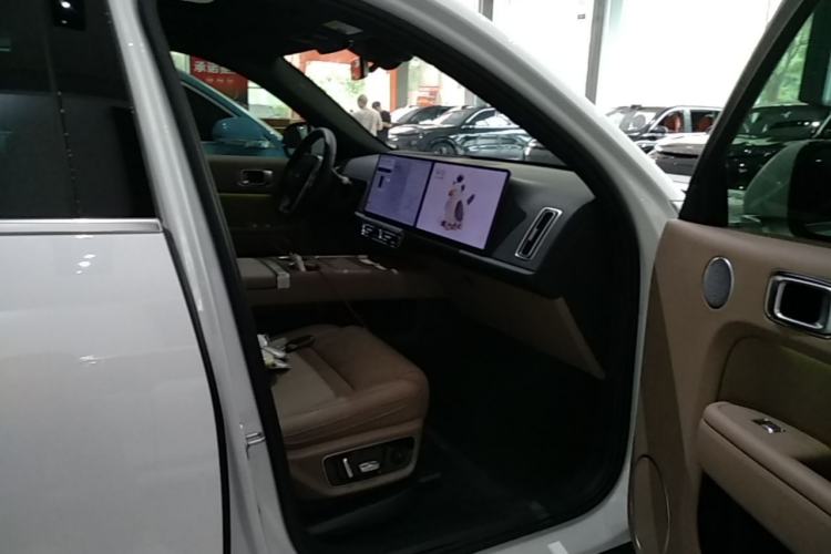 Used Li Auto L7 2025 Max Smart Refresh Edition Right Front Seat