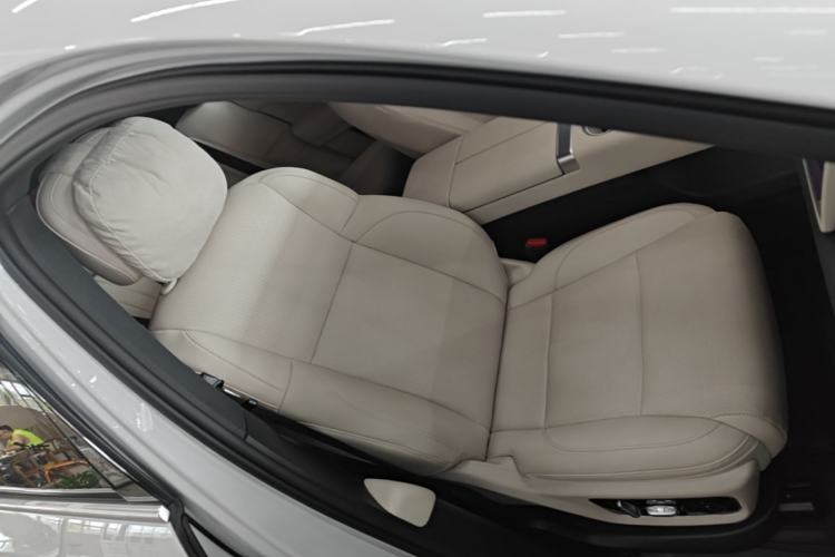 Used Li Auto L7 2025 Max Smart Refresh Edition Right Front Seat