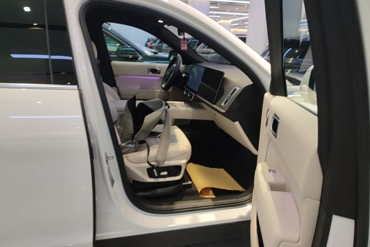 Used Li Auto L7 2025 Ultra Smart Refreshed Edition Right Front Seat