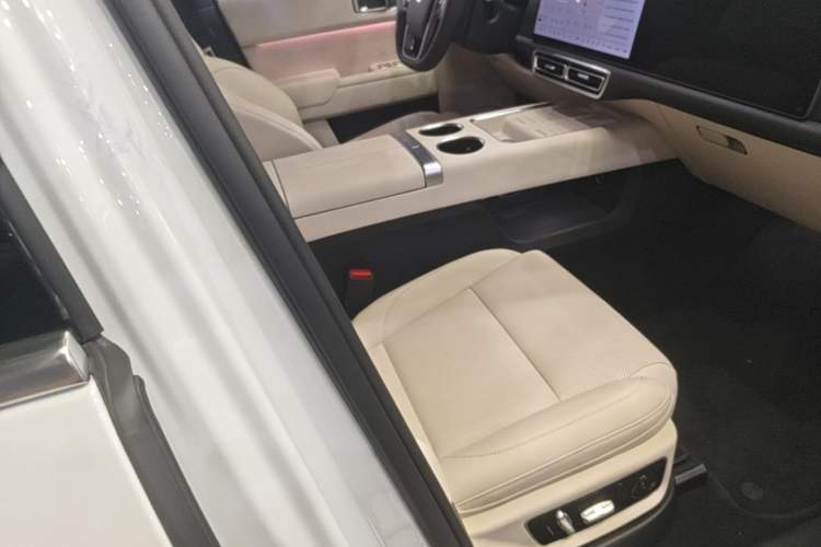 Used Li Auto L7 2025 Max Smart Refresh Edition Right Front Seat