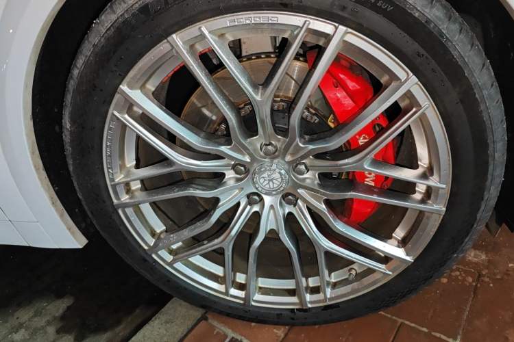 Used Li Auto L7 2025 Max Smart Refresh Edition Right Front Wheel Hub