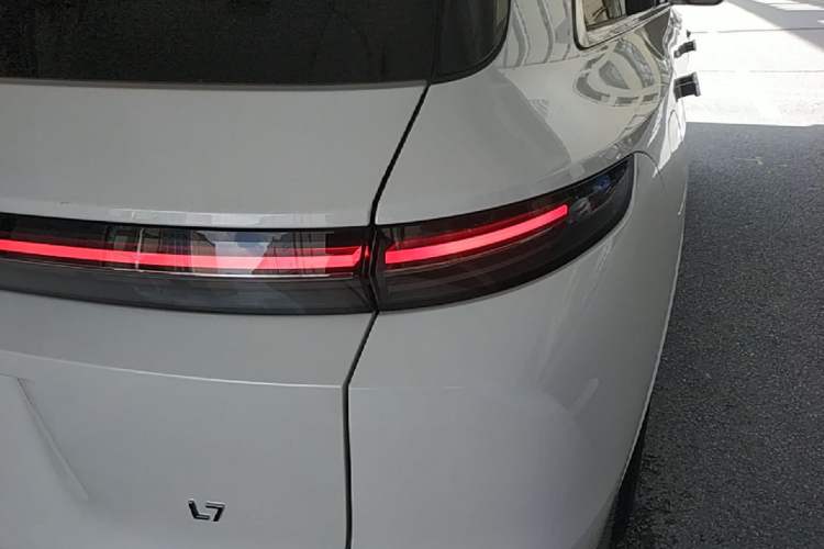 Used Li Auto L7 2025 Max Smart Refresh Edition Right Rear Taillight