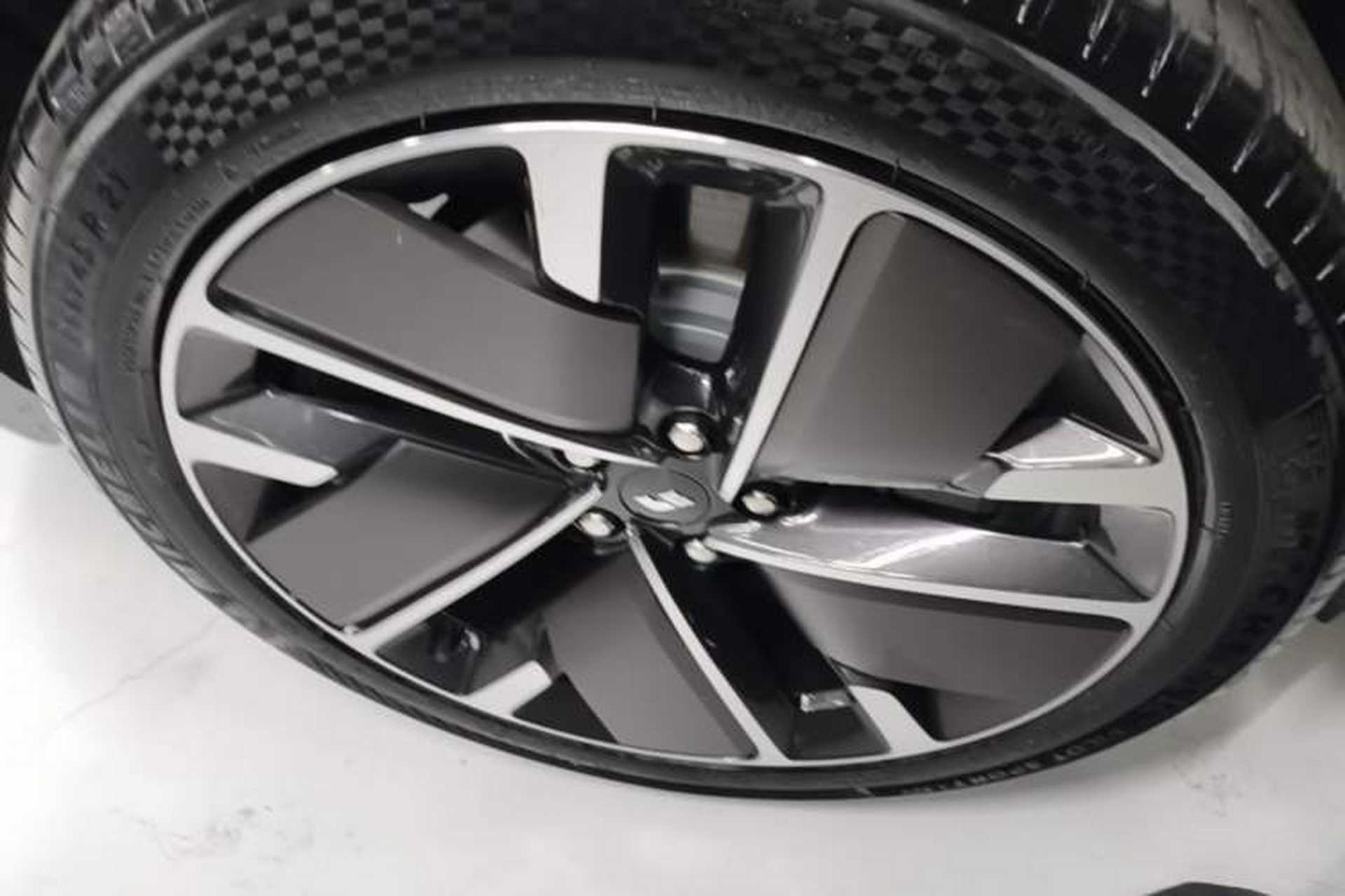 Used Li Auto L7 2025 Ultra Smart Refreshed Edition Right Rear Wheel Hub