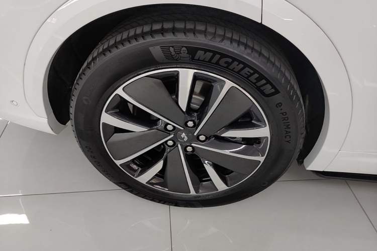 Used Li Auto L7 2025 Max Smart Refresh Edition Right Rear Wheel Hub