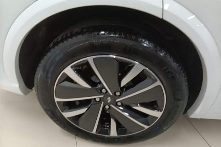 Used Li Auto L7 2025 Max Smart Refresh Edition Right Rear Wheel Hub