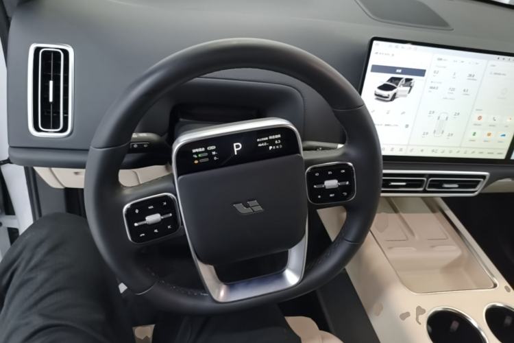 Used Li Auto L7 2025 Ultra Smart Refreshed Edition Steering Wheel