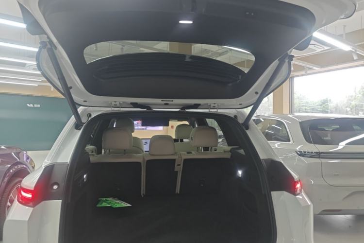 Used Li Auto L7 2025 Ultra Smart Refreshed Edition Trunk