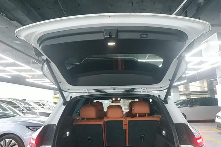 Used Li Auto L7 2025 Max Smart Refresh Edition Trunk
