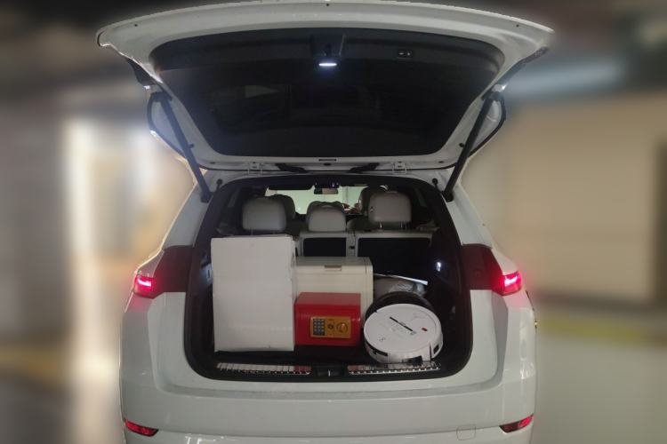 Used Li Auto L7 2025 Pro Smart Refresh Edition Trunk