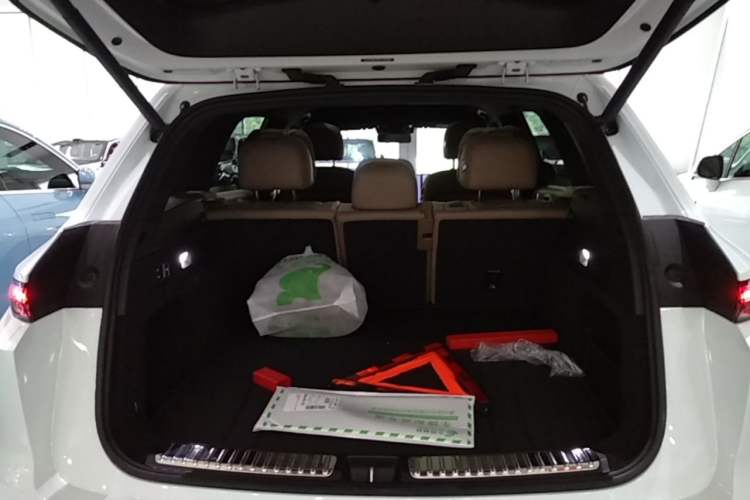 Used Li Auto L7 2025 Max Smart Refresh Edition Trunk