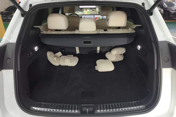 Used Li Auto L7 2025 Ultra Smart Refreshed Edition Trunk