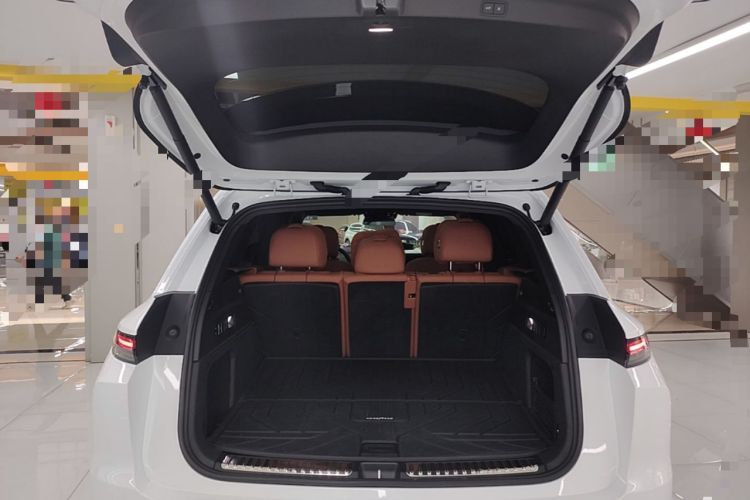Used Li Auto L7 2025 Max Smart Refresh Edition Trunk