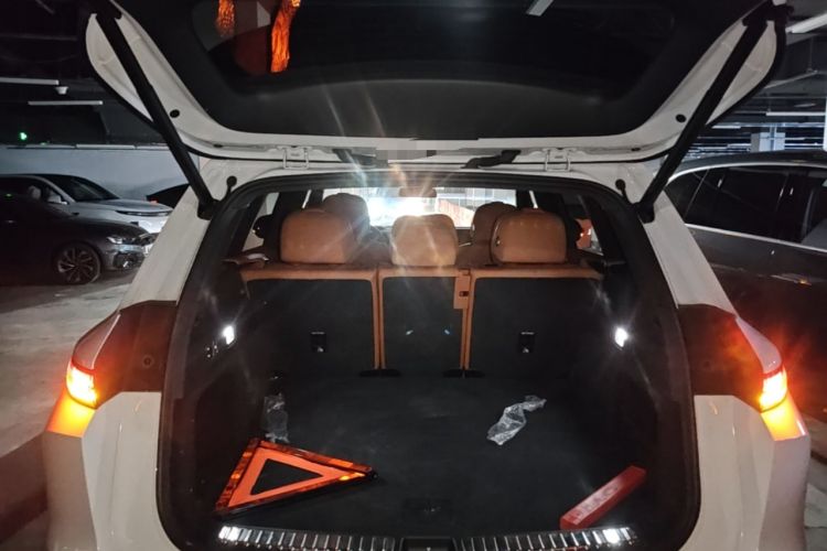 Used Li Auto L7 2025 Max Smart Refresh Edition Trunk