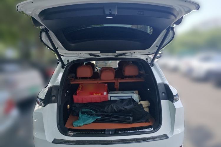 Used Li Auto L7 2025 Max Smart Refresh Edition Trunk