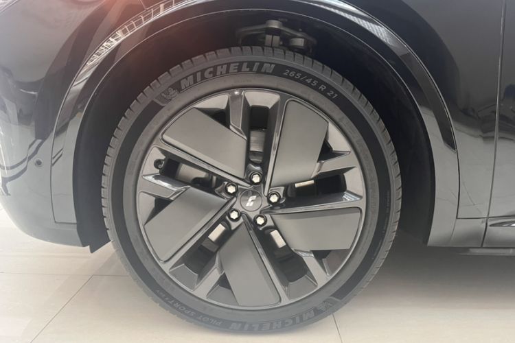 Used Li Auto L8 2025 Ultra Smart Refreshed Edition Exterior 7