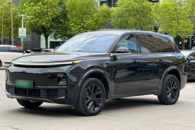 Li Auto L8 2023 Pro Model с пробегом