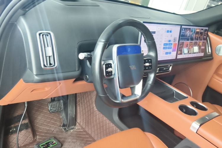 Used Li Auto L8 2023 Air model Center Console