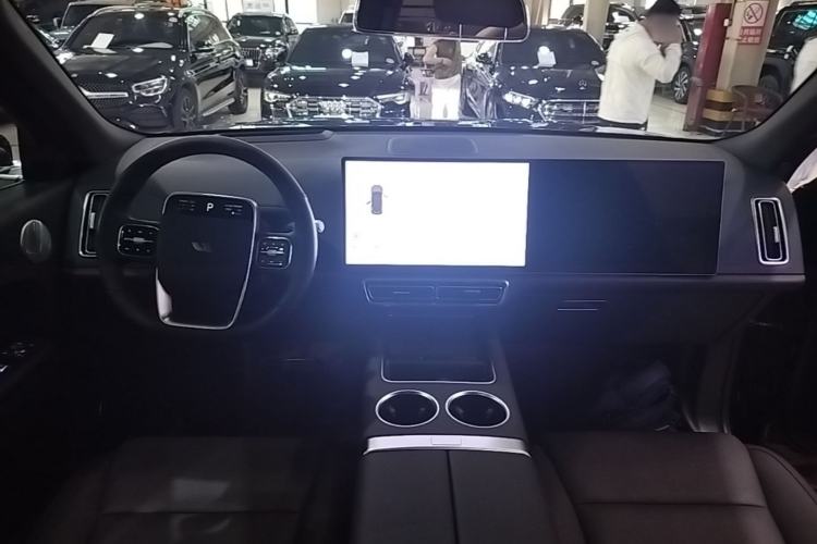 Used Li Auto L8 2023 Air model Center Console