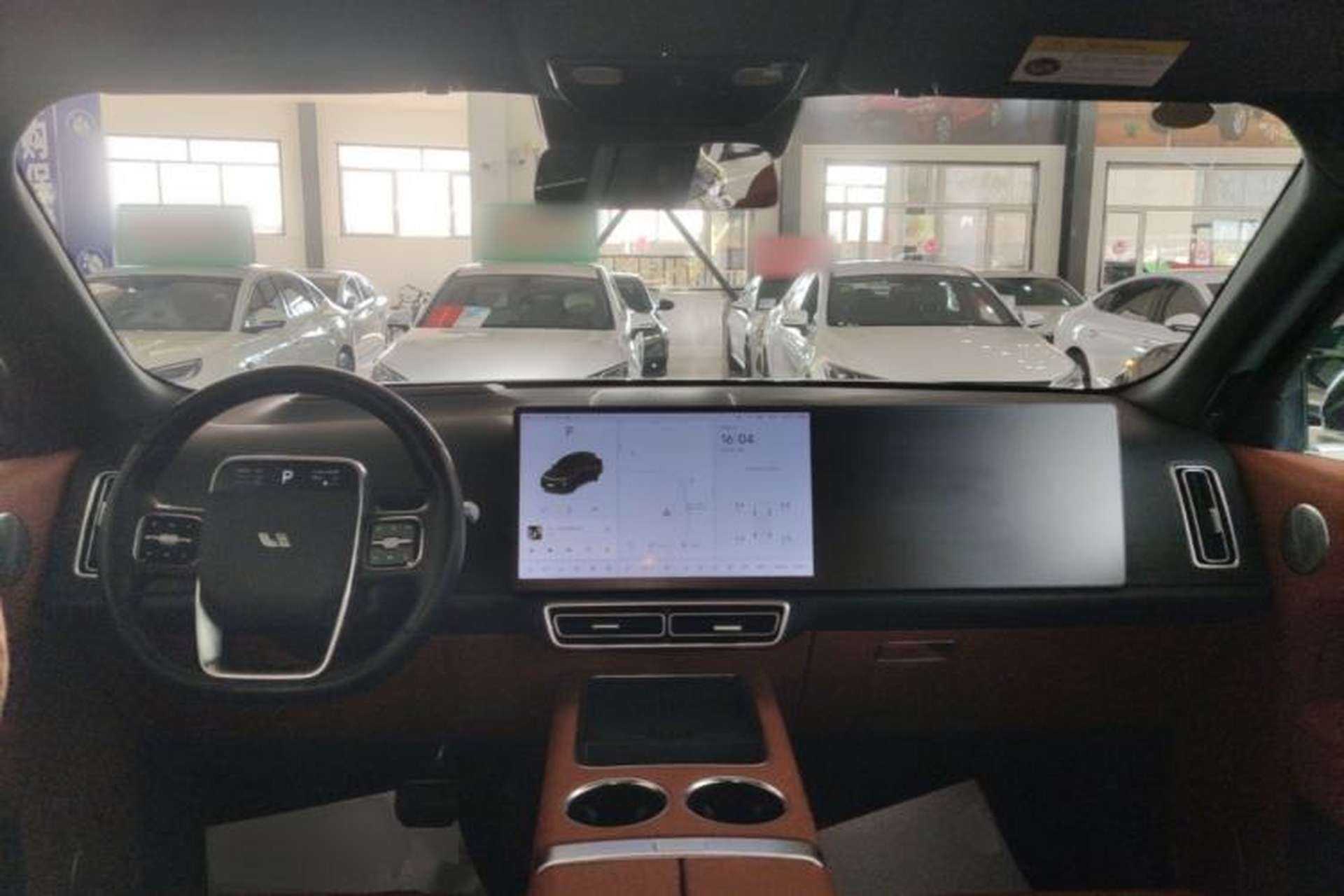 Used Li Auto L8 2023 Pro Model Center Console