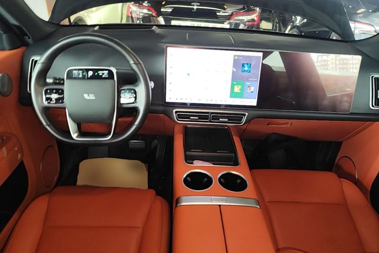 Used Li Auto L8 2023 Air model Center Console