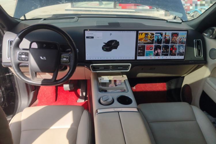 Used Li Auto L8 2023 Pro Model Center Console