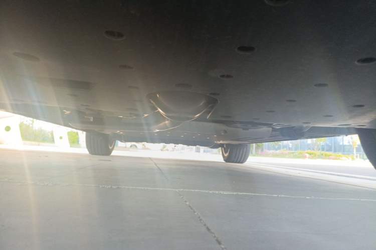 Used Li Auto L8 2023 Pro Model Chassis Front
