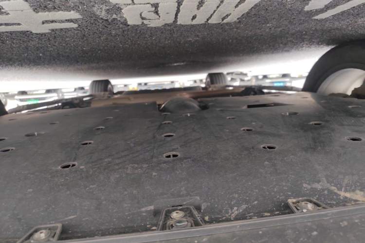 Used Li Auto L8 2023 Pro Model Chassis Front