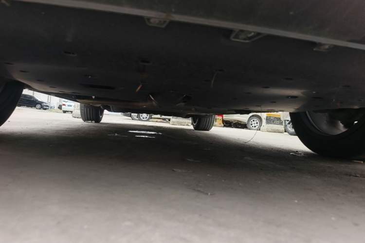 Used Li Auto L8 2023 Pro Model Chassis Front