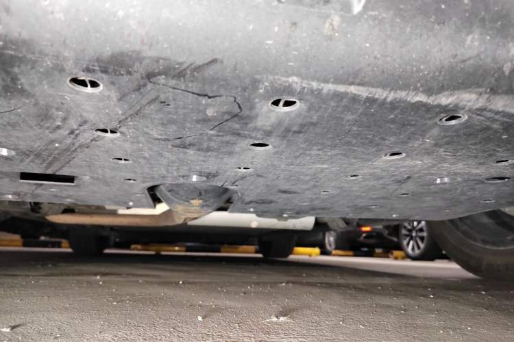 Used Li Auto L8 2023 Pro Model Chassis Front