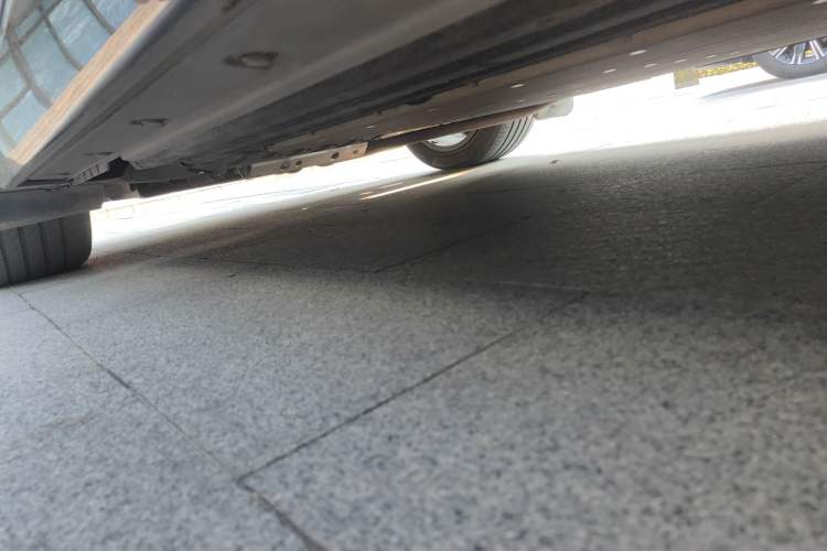 Used Li Auto L8 2023 Pro Model Chassis Front Left