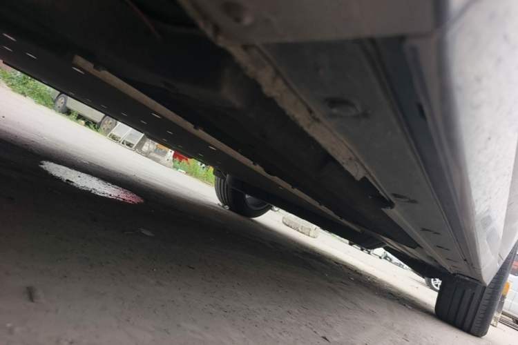 Used Li Auto L8 2023 Pro Model Chassis Front Left