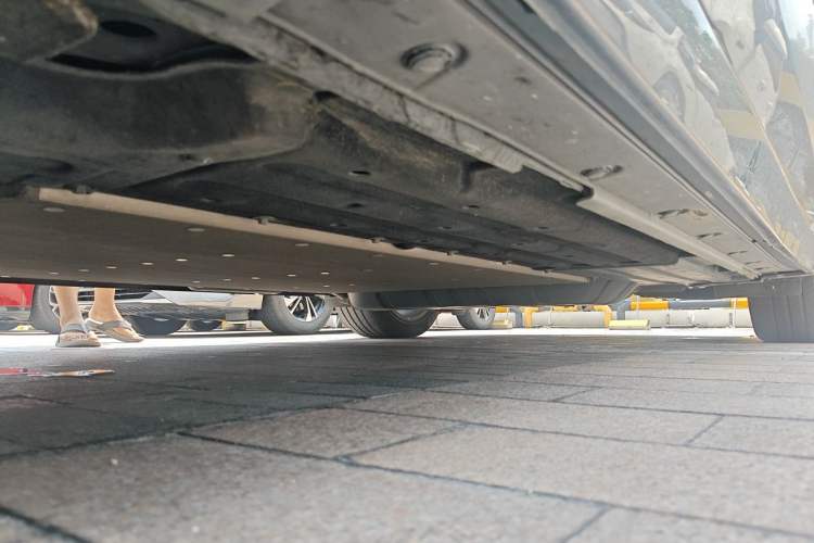 Used Li Auto L8 2023 Pro Model Chassis Front Left