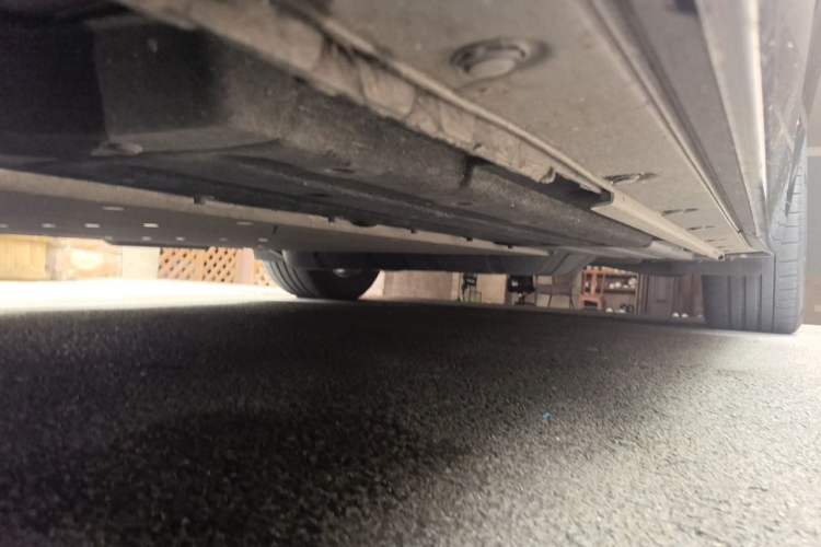 Used Li Auto L8 2023 Pro Model Chassis Front Left