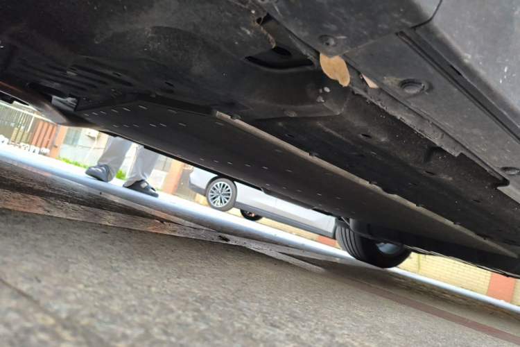 Used Li Auto L8 2023 Pro Model Chassis Front Left