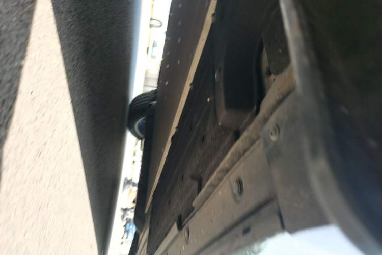Used Li Auto L8 2023 Pro Model Chassis Front Left