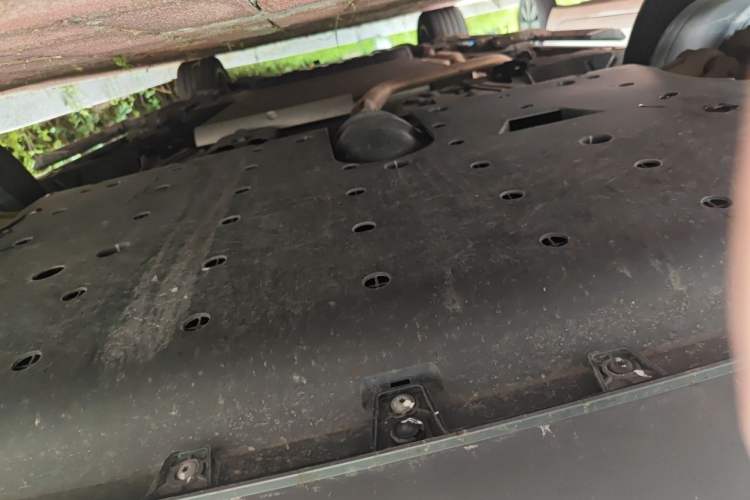 Used Li Auto L8 2023 Pro Model Chassis Front