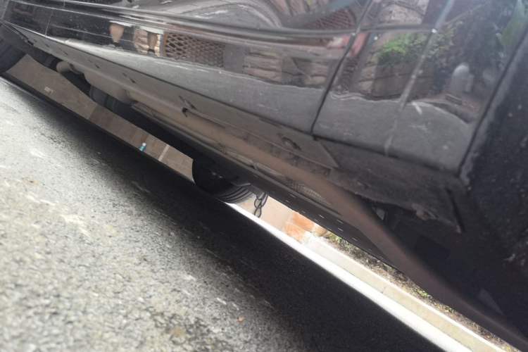 Used Li Auto L8 2023 Pro Model Chassis Front Right
