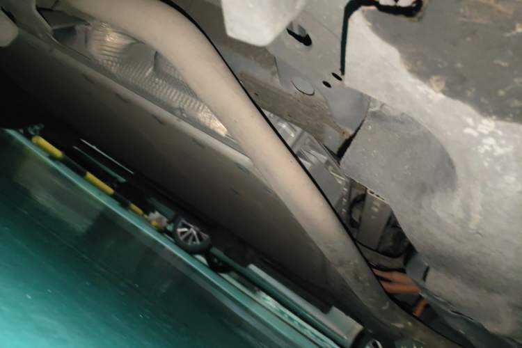 Used Li Auto L8 2023 Air model Chassis Front Right