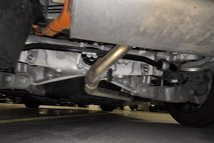 Used Li Auto L8 2023 Pro Model Chassis Rear