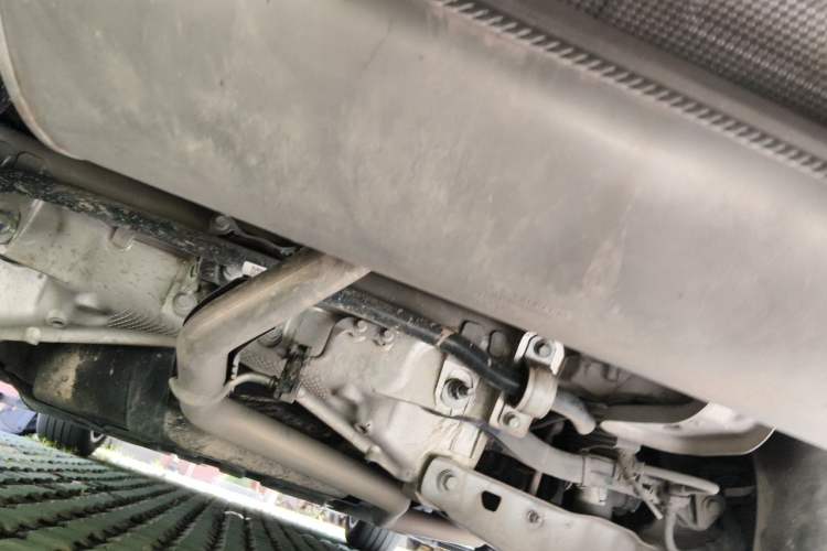 Used Li Auto L8 2023 Pro Model Chassis Rear