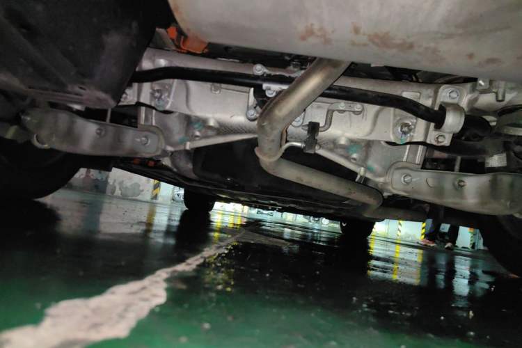 Used Li Auto L8 2023 Pro Model Chassis Rear