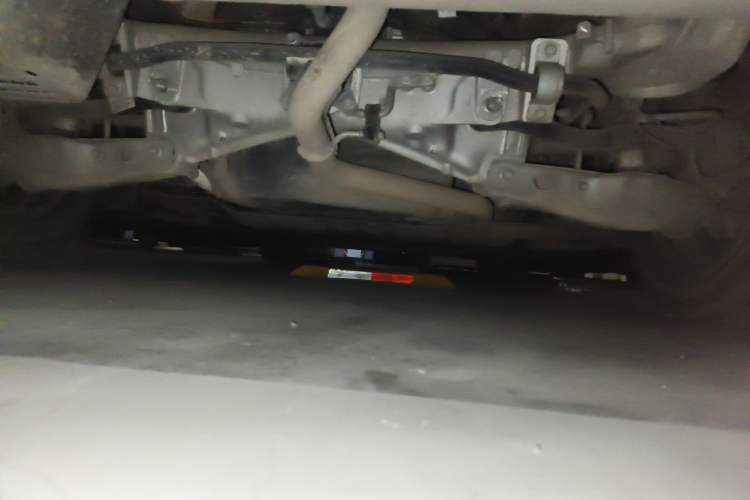 Used Li Auto L8 2023 Pro Model Chassis Rear