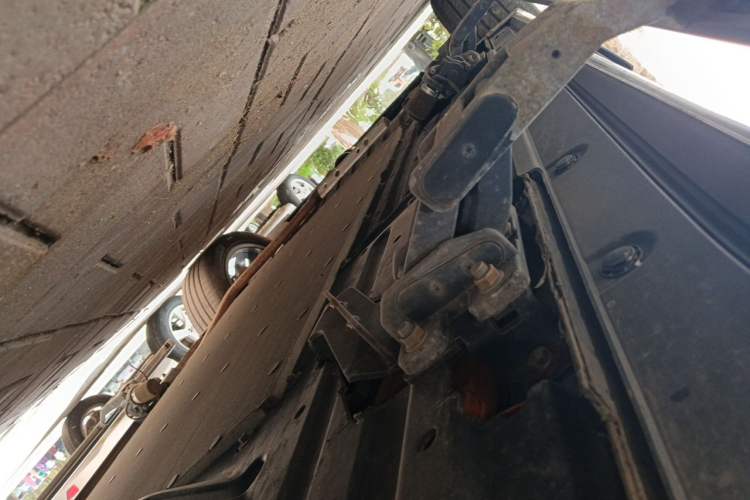 Used Li Auto L8 2023 Pro Model Chassis Rear Left