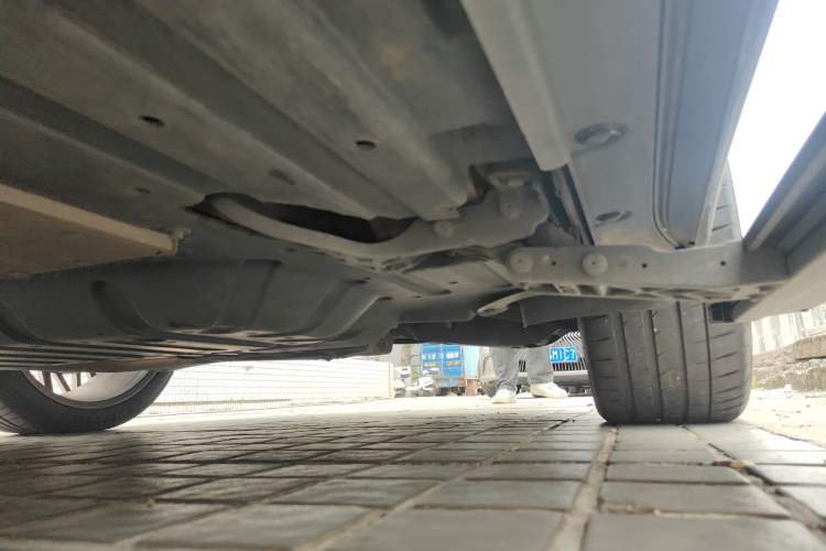 Used Li Auto L8 2023 Pro Model Chassis Rear Left